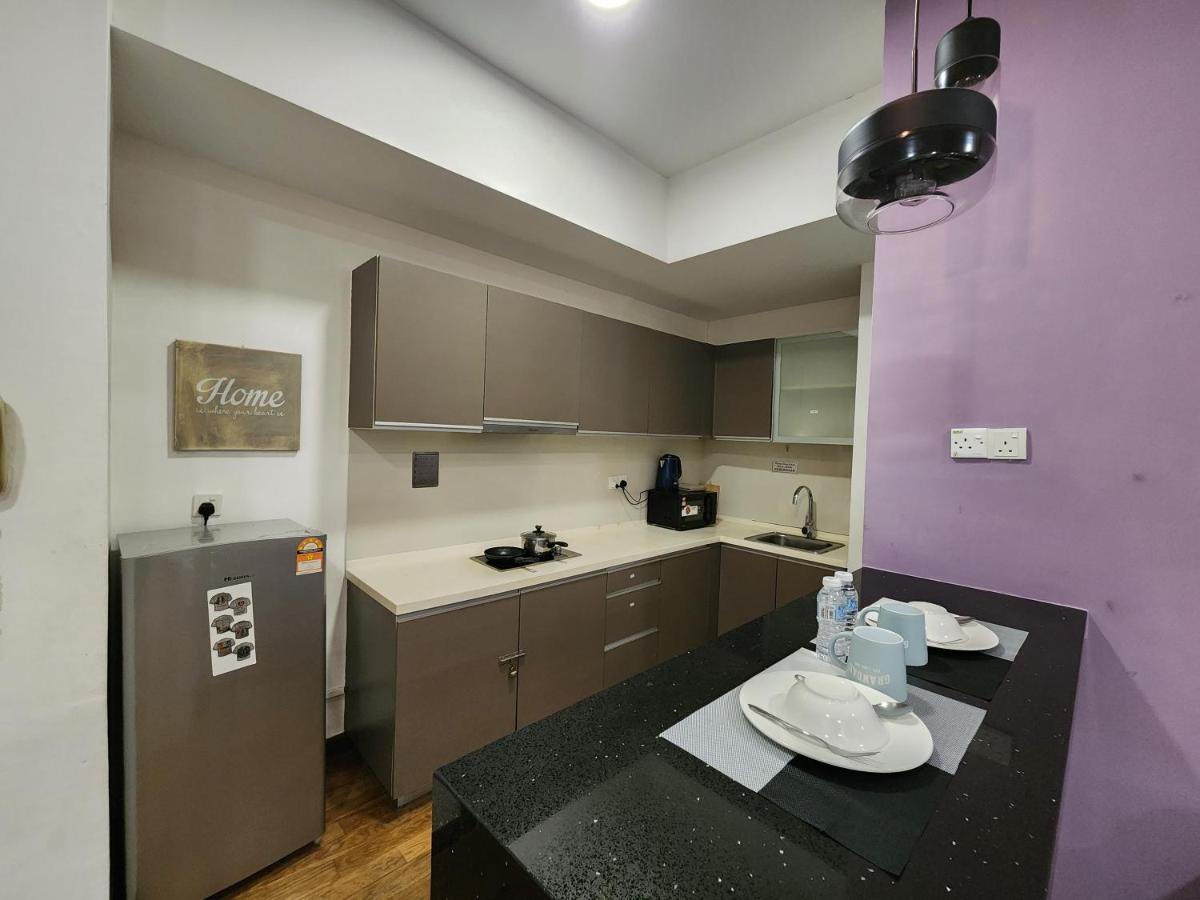 Regalia Suites Kuala Lumpur Klcc מראה חיצוני תמונה