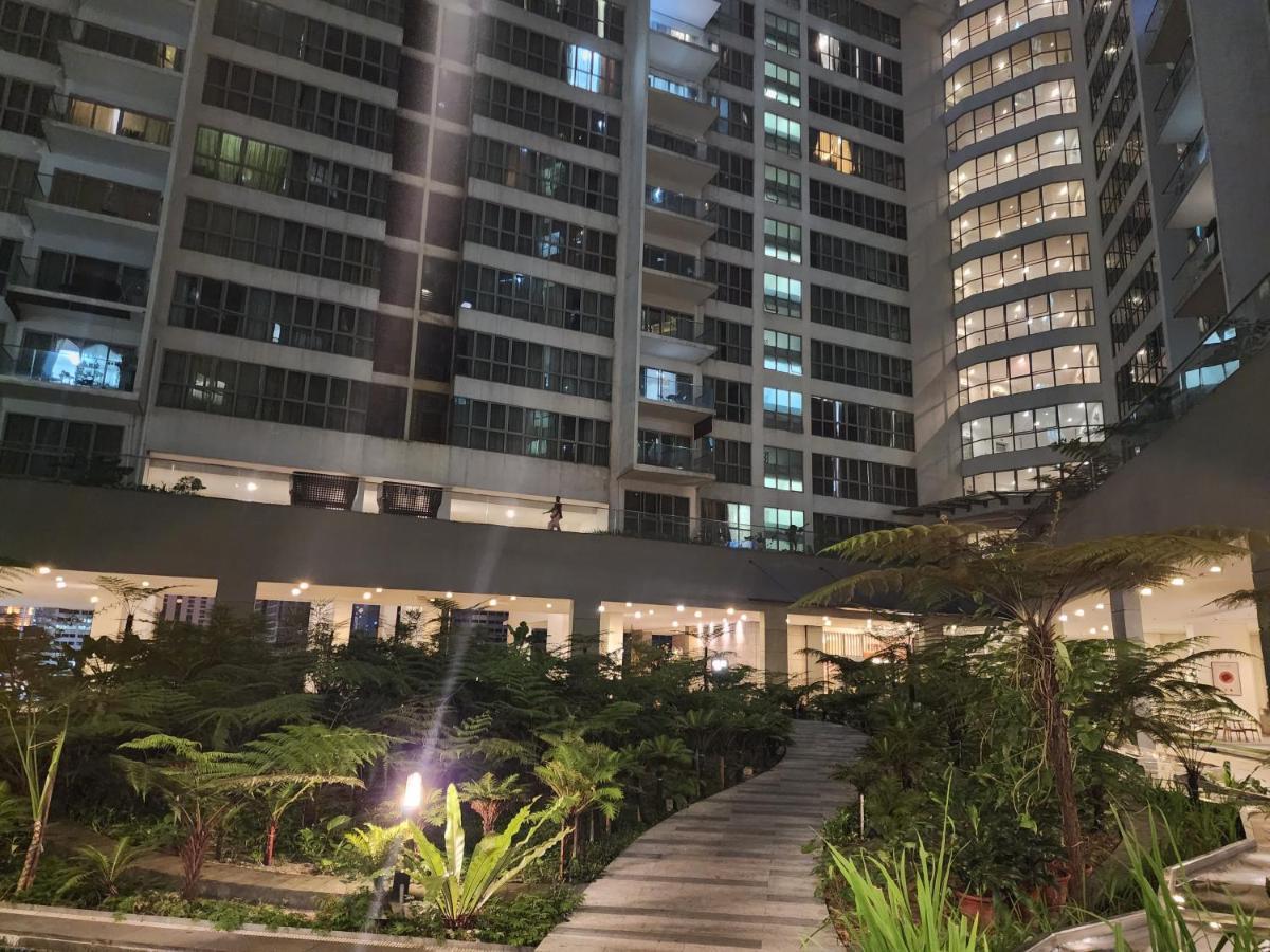 Regalia Suites Kuala Lumpur Klcc מראה חיצוני תמונה