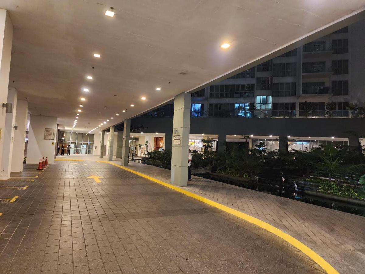 Regalia Suites Kuala Lumpur Klcc מראה חיצוני תמונה