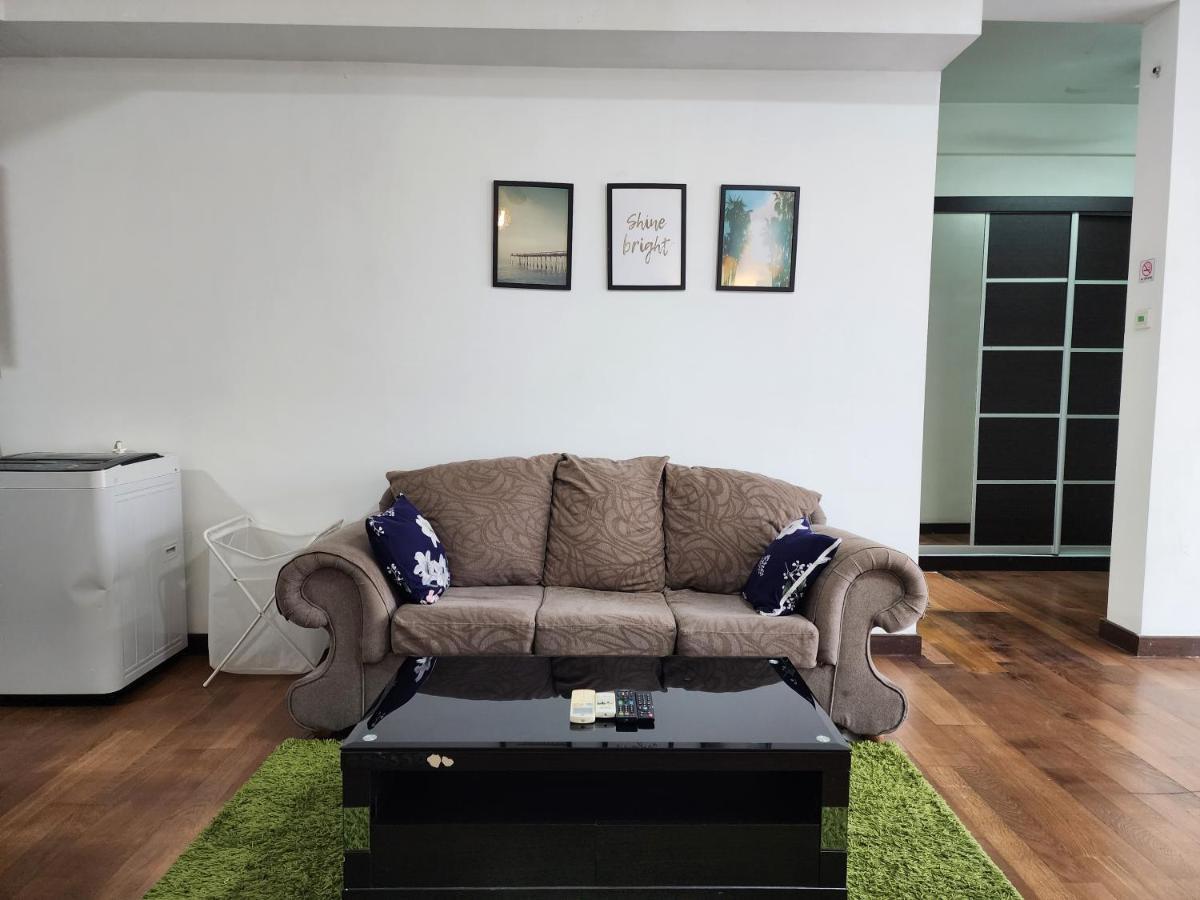 Regalia Suites Kuala Lumpur Klcc מראה חיצוני תמונה
