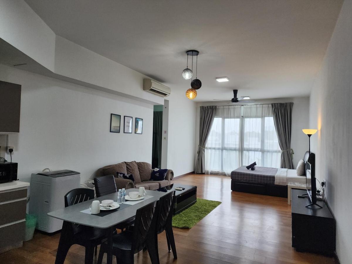 Regalia Suites Kuala Lumpur Klcc מראה חיצוני תמונה