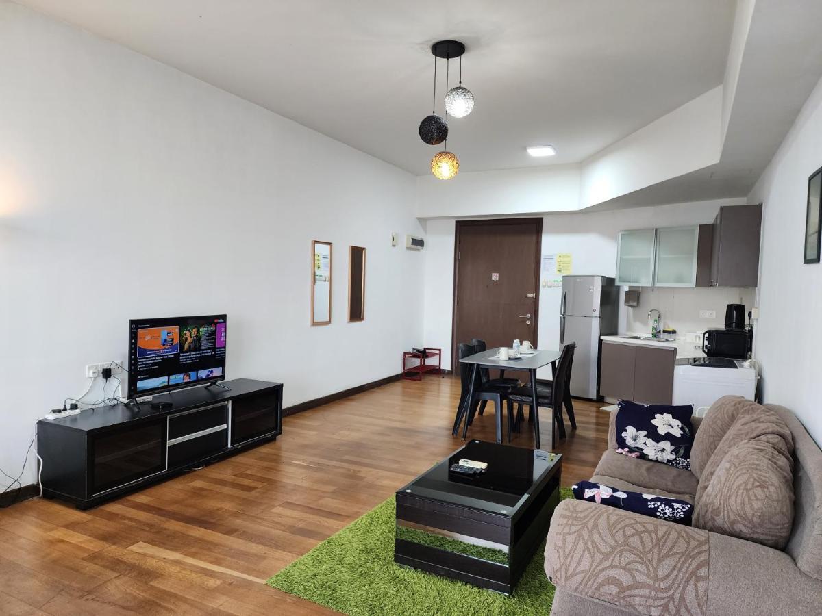 Regalia Suites Kuala Lumpur Klcc מראה חיצוני תמונה