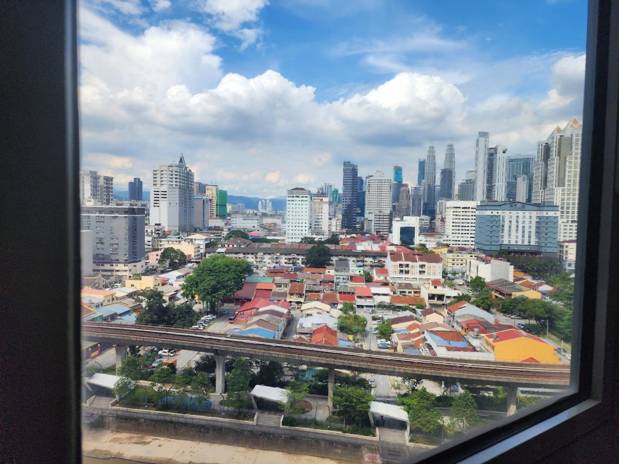 Regalia Suites Kuala Lumpur Klcc מראה חיצוני תמונה